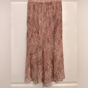 Pleated Leo Print skirt✨ NWT✨